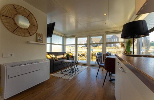 Lemmer Ski Chalet | Houseboat Lemmer 4-6 persons