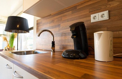Lemmer Ski Chalet | Houseboat Lemmer 4-6 persons