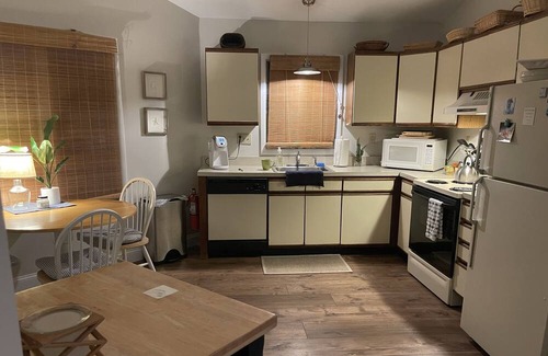 Avalon House | Now available Avalon 4 bedroom 2 bath with beautiful sunsets and pet friendly