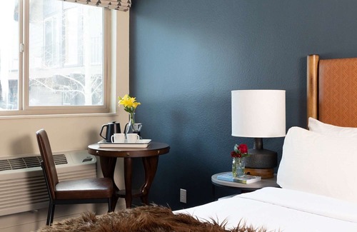 Mammoth Lakes Apartment | Guest room with King bed at Outbound Mammoth
