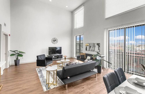Five Points South Apartment | ~Luxurious Loft: Minutes to UAB|1BR w/ City View~