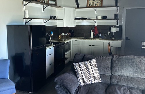 Graham Apartment | Lake Side Cabin. Pet friendly.