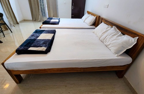 Sakleshpur Hotel | Lotus Lake Retreat