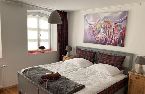 Landsberg am Lech Apartment | Ferienwohnung Highlands - Villafunkelbunt