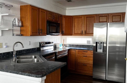 Green Valley Ranch House | Newly Renovated House near DIA