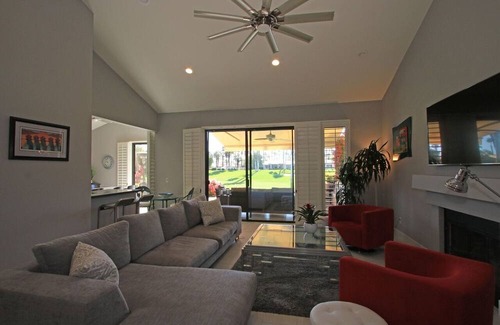 Palm Desert Condo | Modern, cozy, spacious desert villa in Palm Valley w/ pool/hot tub & golf course