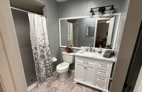 Palm Coast House | Palm Coast home newly renovated. Close to Jax, Daytona, St. Augustine, Orlando.