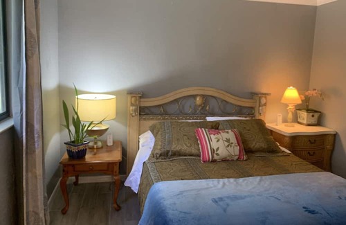 Palm Coast House | Palm Coast home newly renovated. Close to Jax, Daytona, St. Augustine, Orlando.