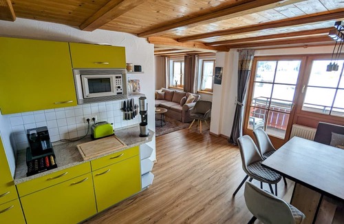 Oberreute Apartment | Ferienwohnung Alpenblick Dorner- Gemütlich und Heimelig mit Malerischem Ausblick