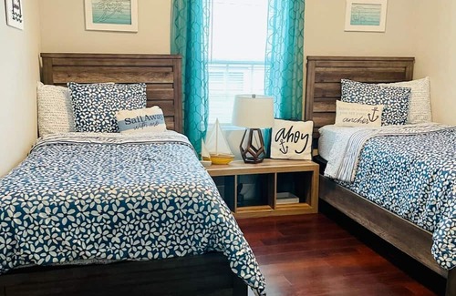 La Marque House | Oleander Cottage