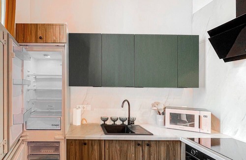 Magdeburg Condo | Living & Comfort Loft-suite: Fast Wifi, Coffee, Netflix, Kingsize Beds