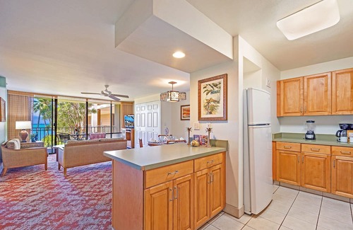 Kahana Condo | Valley Isle Resort #203 - Vacation West Maui
