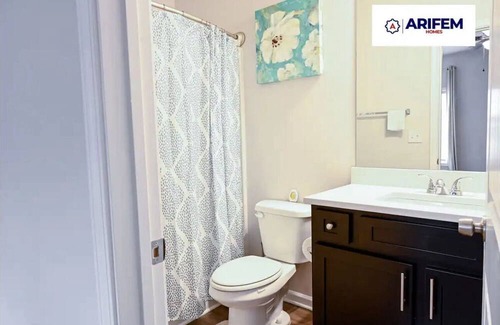 Church Street House | spanking Newly Built Home!
