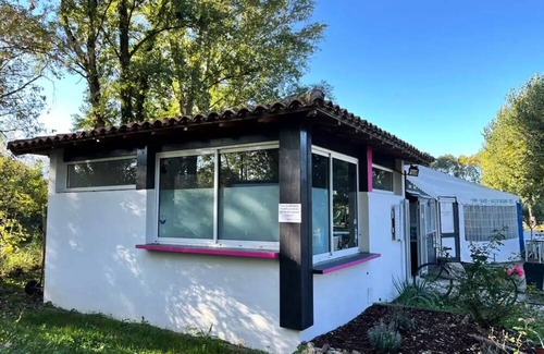 Saint-Denis-du-Payre House | CAMPING O BEAU LAURIER ** - Mobile home Ibiza 58 4 to 6 people - 4 people. included in the price