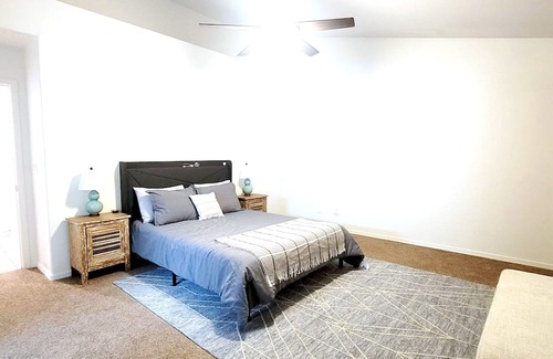 Continental Ranch House | Desert resort welcomes adventure & relaxation!