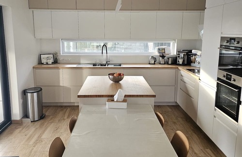 Bourbourg House | Belle Maison + Jaccuzzi Plage à 15 mns Idéal Visite Dunkerque Calais et St-omer