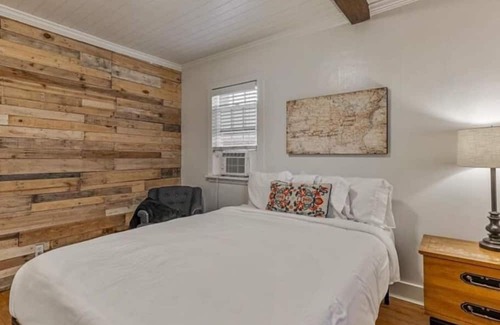 Provo House | Close to Provo Airport, Queen Bed, Near Parks!