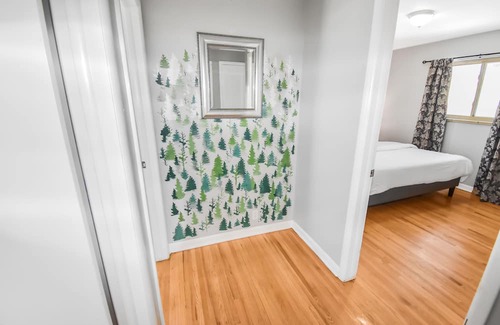 North Park Hill House | Enchanting Forest Retreat: 5 Bedrooms with King Beds & Fire Pit