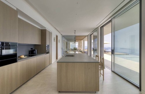 Evgiros Villa | Poros Villa, picturesque location