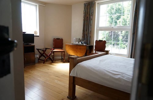 Little Malvern House | Malvern Hills | Boutique Country Room