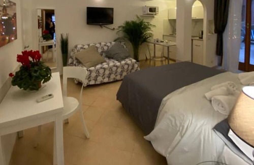 Rione V Ponte Apartment | Navona Lawrence Loft Domitia Home