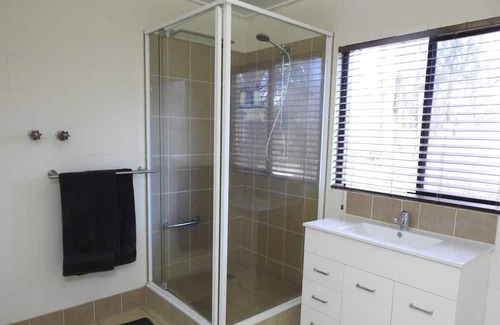 Murphys Creek House | Farm Stay - 2 Bedroom cottage