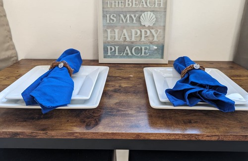 Mango Groves Cottage | Downtown Lake Worth Beach Casita