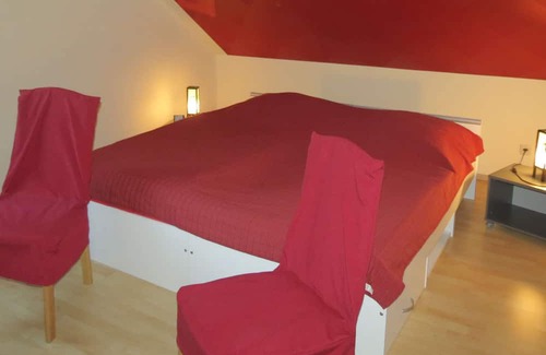 Schoenfeld-Weissig Apartment | Apartment 'Ruhe Am Sandweg' with Balcony and Wi-Fi