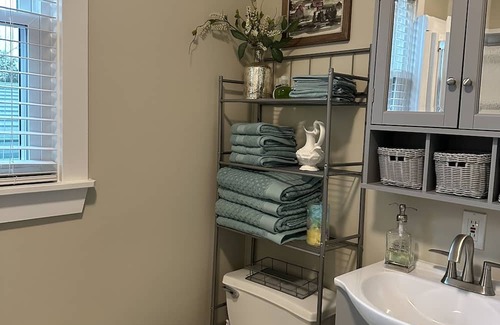 Barnwell House | The Cottage on Jefferson, Your Home Away From Home.