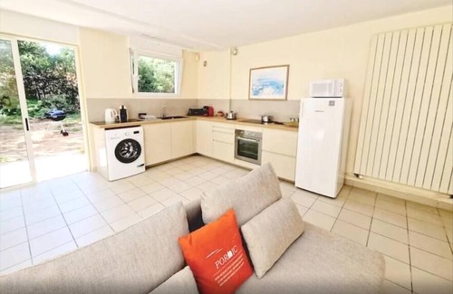 Saint-Michel-Chef-Chef Apartment | Homerez - 70 m away from the beach! Nice apartement for 6 ppl. with terrace