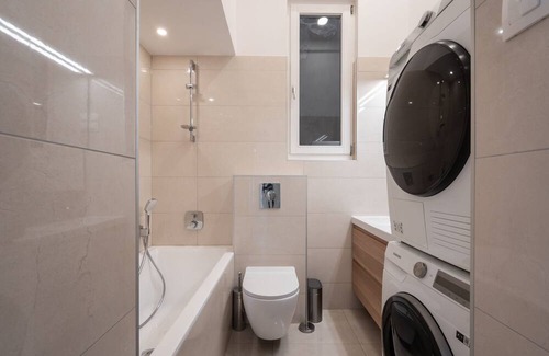 Csarnok negyed Apartment | 3 BR Classical Apartment With a Modern Touch