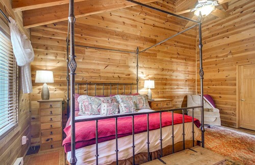 Mammoth Creek Cabin | Secluded Cabin Near Lake, 18 Mi to Brian Head!