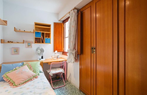 Cullera Apartment | Holiday Apartment "En La Playa" with Sea View, Private Terrace & Wi-Fi