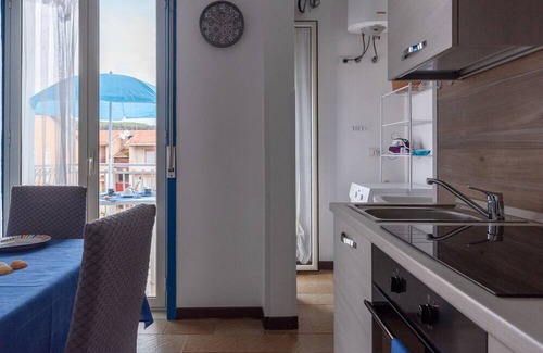 Porto Empedocle Apartment | Holiday Home 'Nautilus' with Sea View, Wi-Fi and Air Conditioning