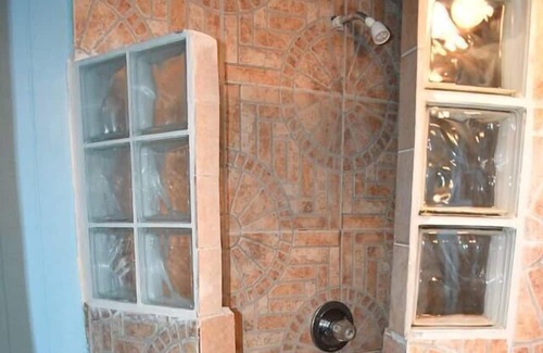 Placencia Apartment | Nautical Inn 1-Spacious Bungalow on the Beach-Pool