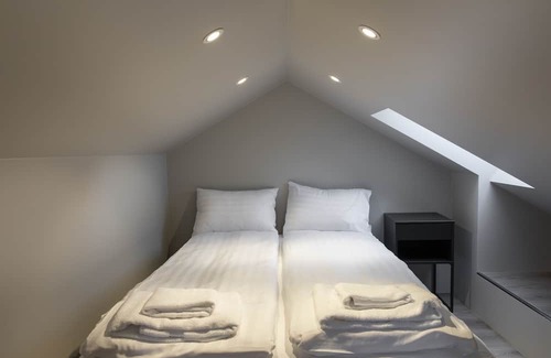 Innri-Njarthvik Apartment | North Star