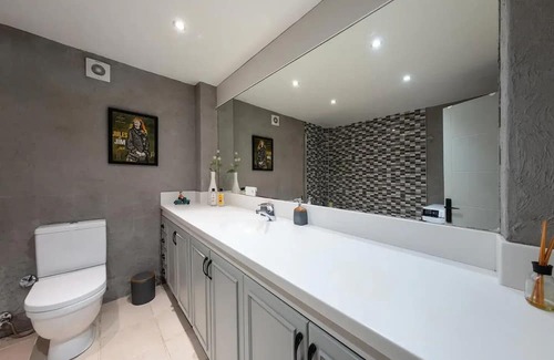 Cihangir Apartment | secret garden apartment in city center