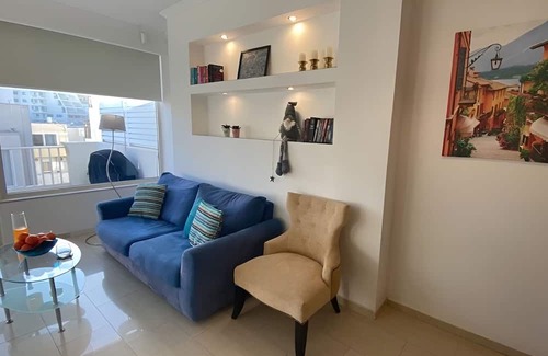 Sliema Apartment | Sliema Cosy Penthouse with BBQ