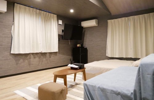 Amami House | HOODRoom 203 4 person plan / Amami Kagoshima