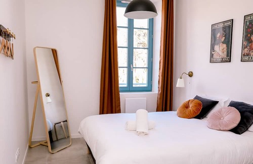 Romans-sur-Isere Apartment | Apartment-2 chambres -Comfort-Wet room-Terrace