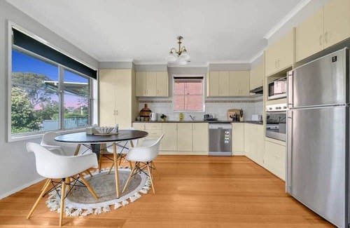 Norlane House | Incredibly Relaxing Norlane 3BR Unit near beach