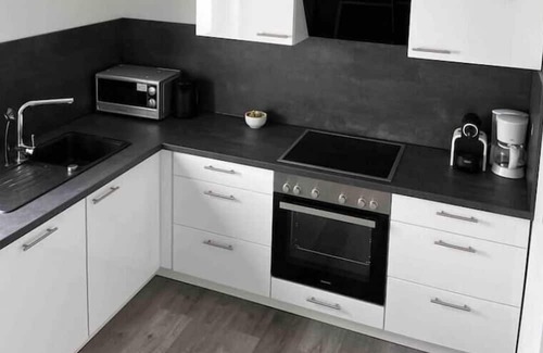 Lind Apartment | Messewohnung/ferienwohnung
