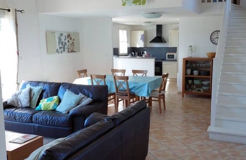 L'Aiguillon-sur-Vie Villa | Villa 'Calme' with Private Pool, Private Terrace and Wi-Fi