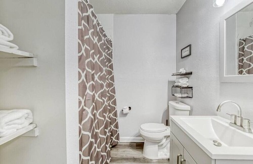 Sun Bay South Apartment | South Tampa Peaceful Get Away
