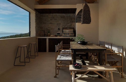 Split Villa | Cozy Villa Salt & Stone with a pool