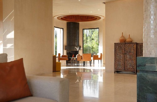 El Aggada Villa | Chic retreat: contemporary 6-bedroom villa with heated pool and hammam