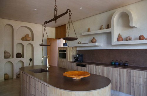 El Aggada Villa | Chic retreat: contemporary 6-bedroom villa with heated pool and hammam