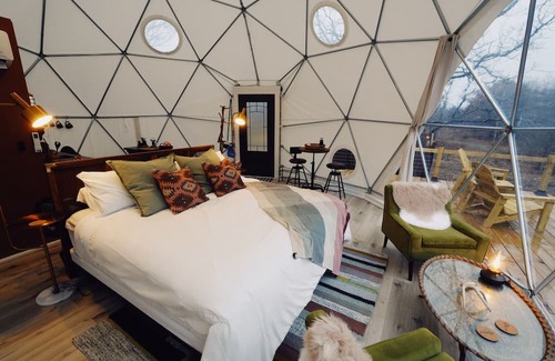 Madill House | Romantic couples getaway dome 2hrs from DFW/OKC