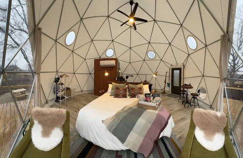 Madill House | Romantic couples getaway dome 2hrs from DFW/OKC