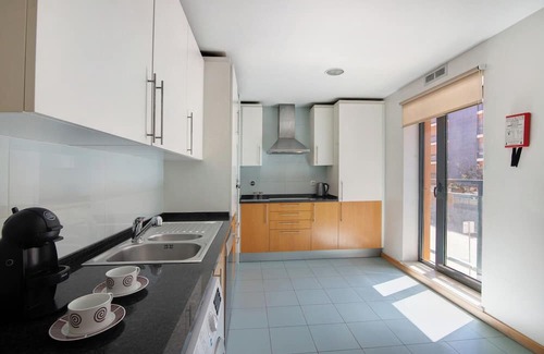Olhao Apartment | Holiday Apartment "Rossi's Ap" with Sea View, Shared Pool & Wi-Fi